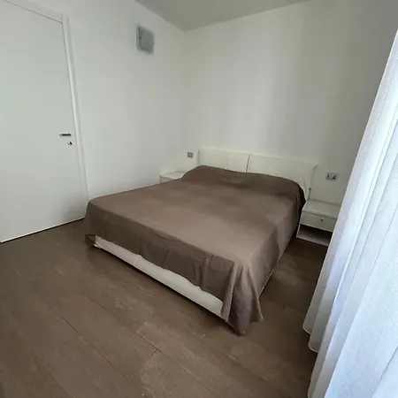 Malpensa Lägenhet Somma Lombardo